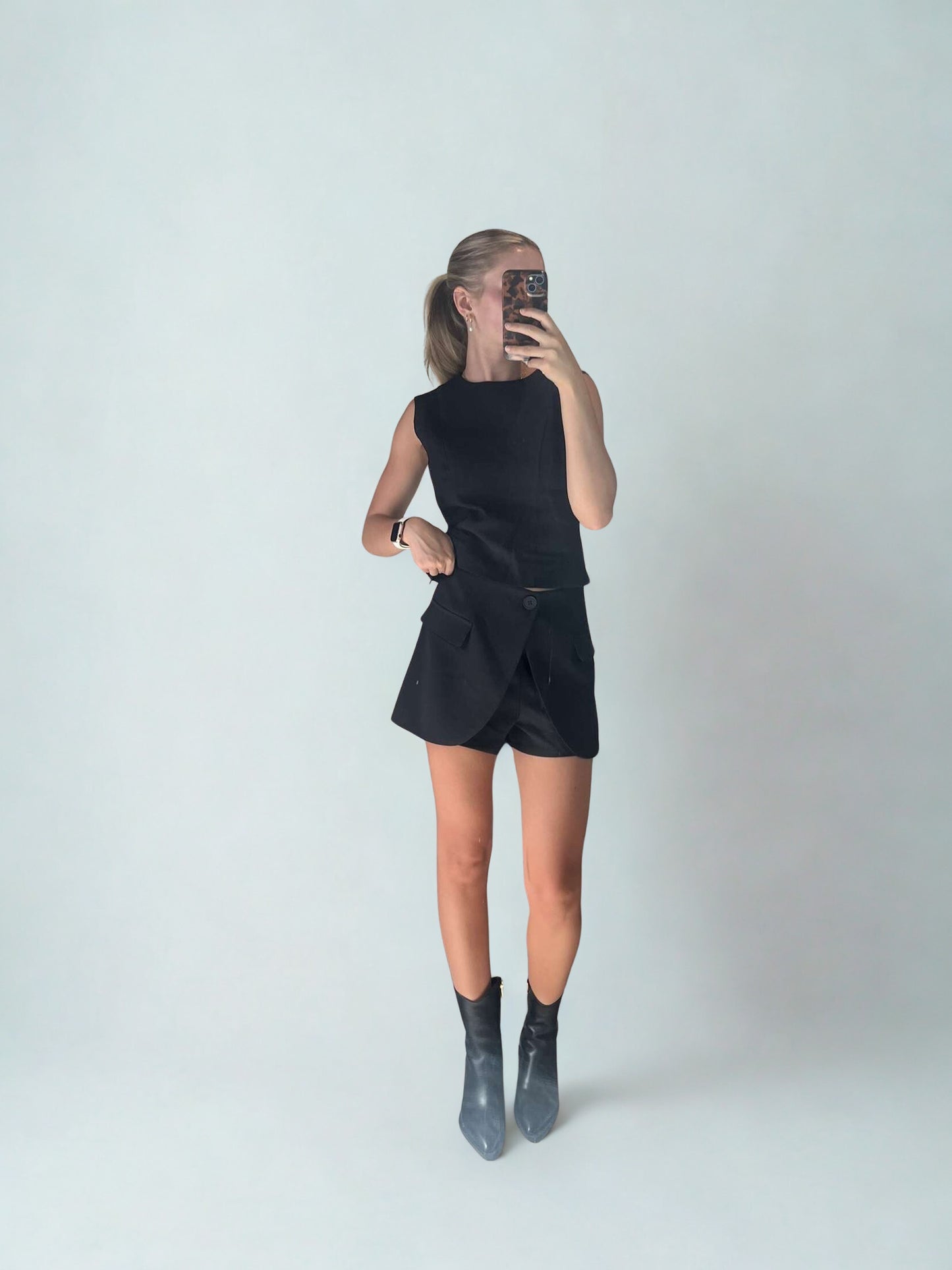 Tailored Short Set