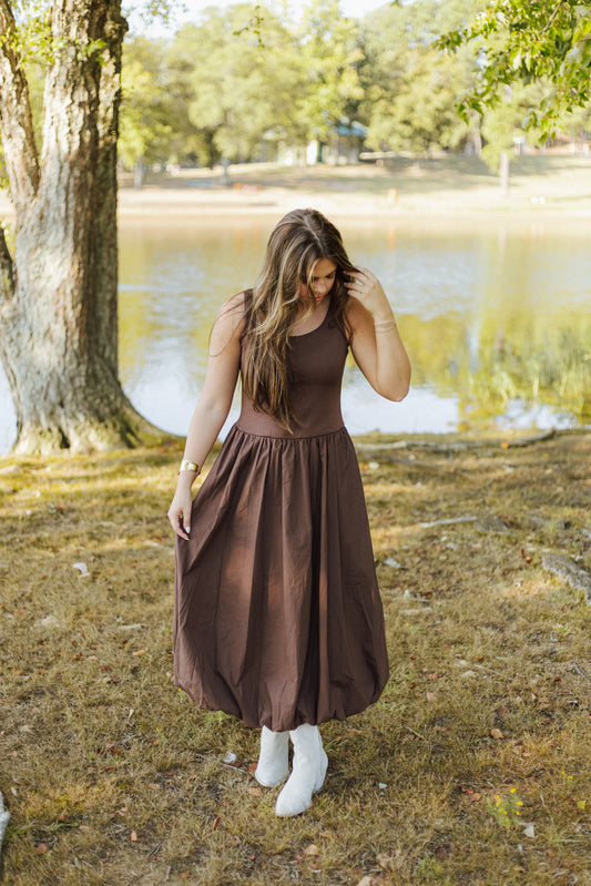 Balloon Hem Sleveless Midi Dress