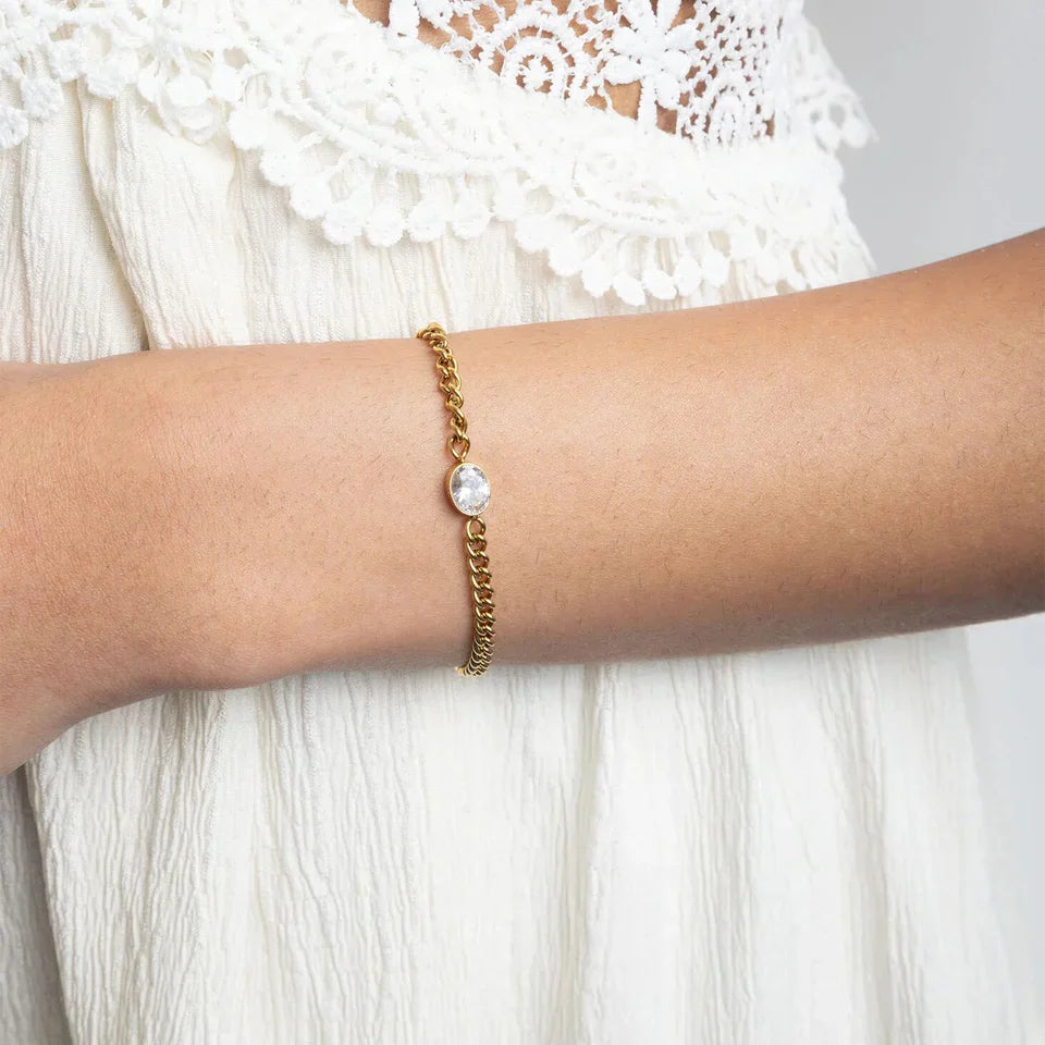 Curb and Stone Bracelet