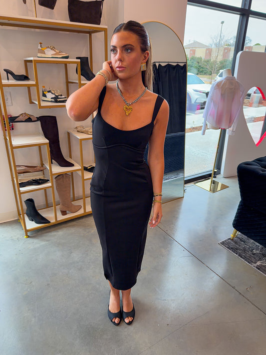Sculpting Sweetheart Midi Dress